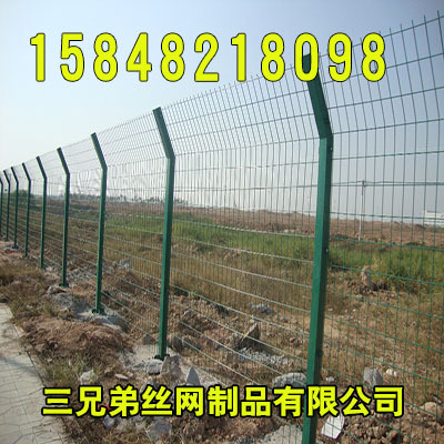 内蒙古围栏网 双边丝护栏网 包头双边丝围